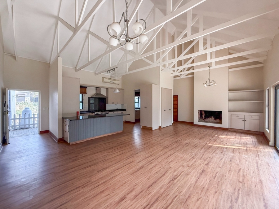 6 Bedroom Property for Sale in The Coves North West